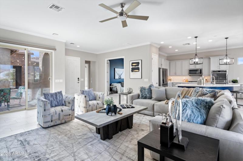 27-Family Room to Kitchen