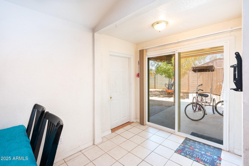 Main Kitchen slider to patio