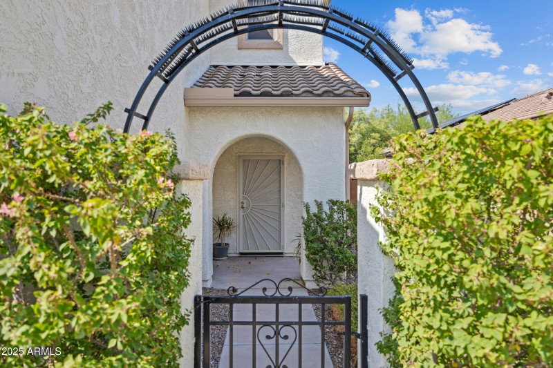 26234 W Behrend Dr-4