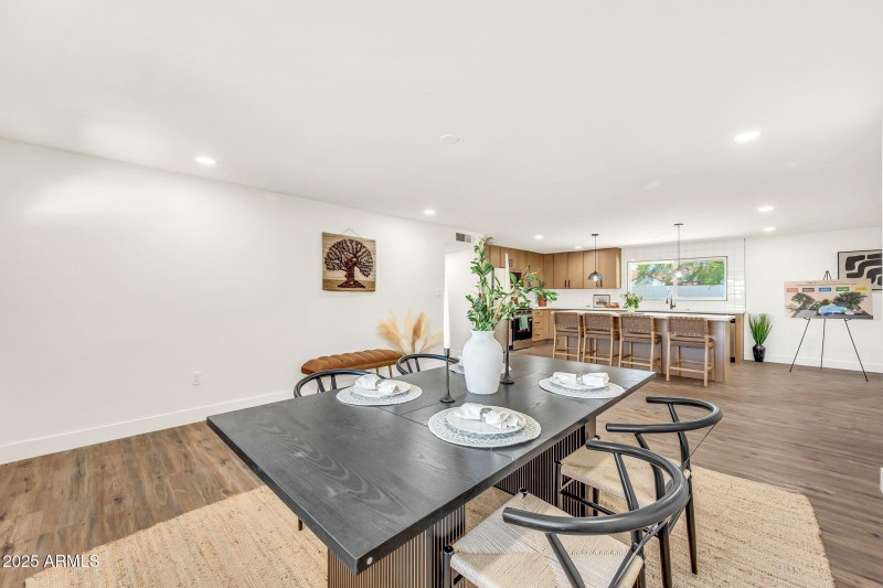 13815 N 41st Pl-9
