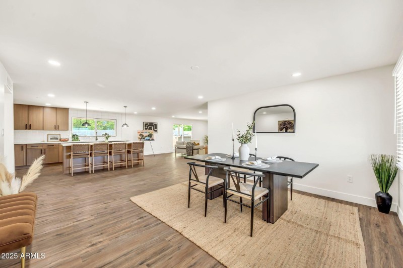 13815 N 41st Pl-10