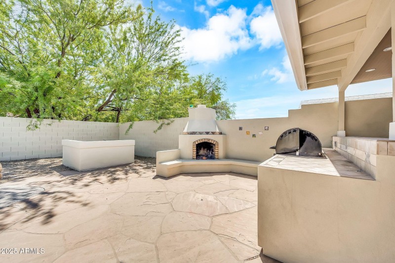 13815 N 41st Pl-36