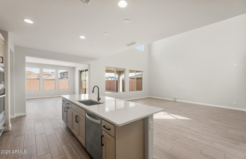 Kitchen/Cafe/Gathering Room