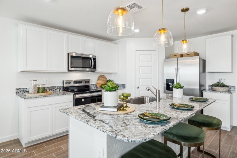 14-web-or-mls-26040-w-lynne-ln-lot-6