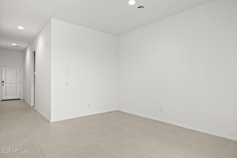 13-web-or-mls-15649-w-smoketree-dr-lot-1