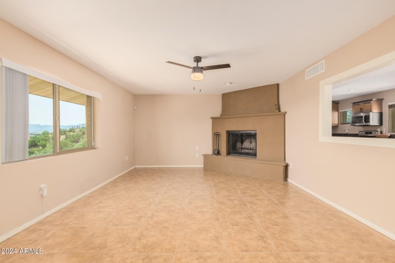 0003-03 - Hillcrest 4980