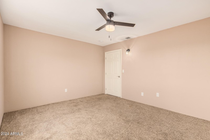 0023-23 - Hillcrest 4980