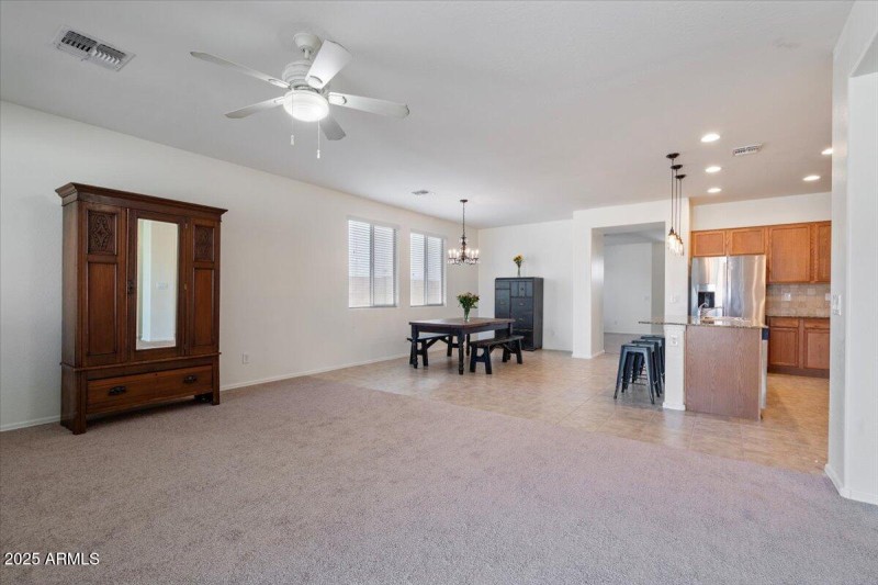 Formal Living / Formal Dinning