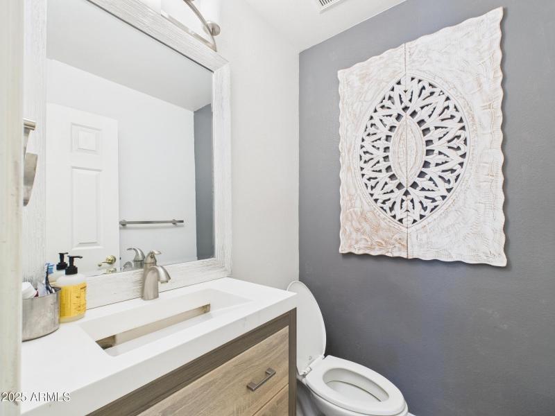 CAM03379G0-PR0145-STILL011