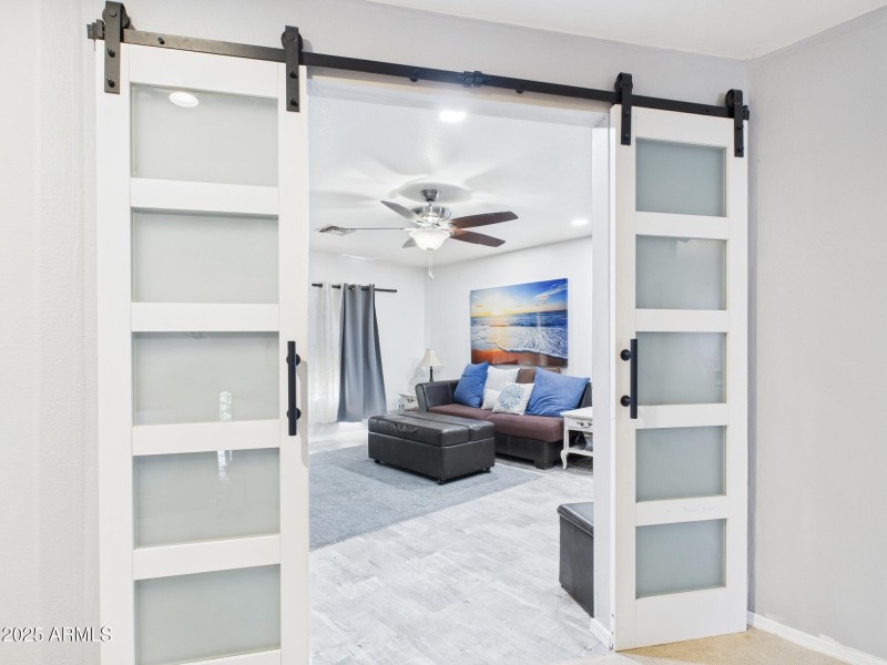 CAM03379G0-PR0145-STILL016