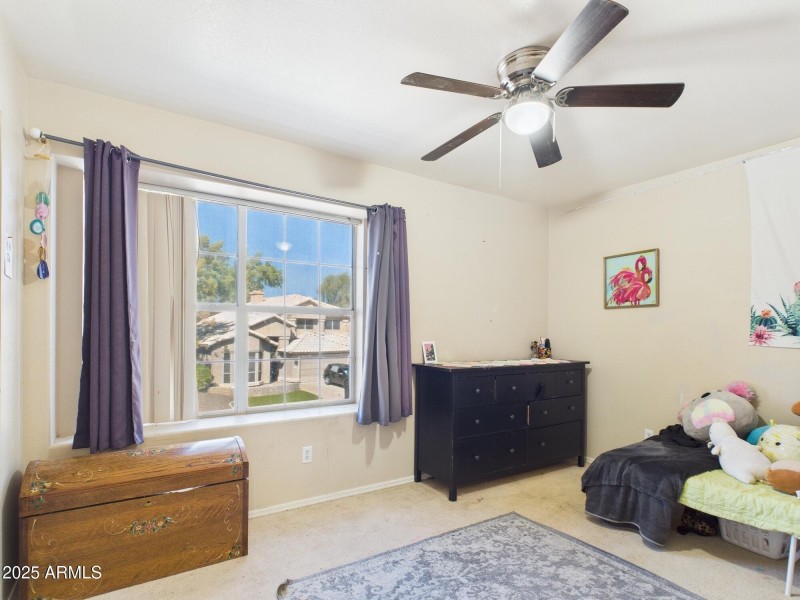 CAM03379G0-PR0145-STILL020