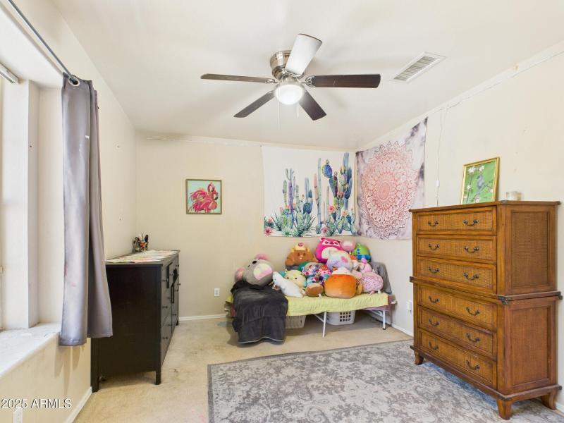 CAM03379G0-PR0145-STILL021