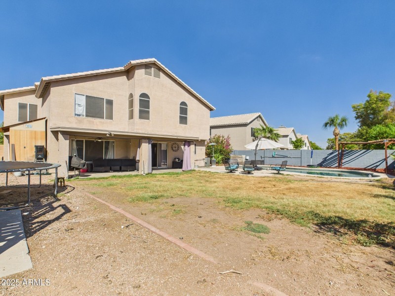 CAM03379G0-PR0145-STILL026