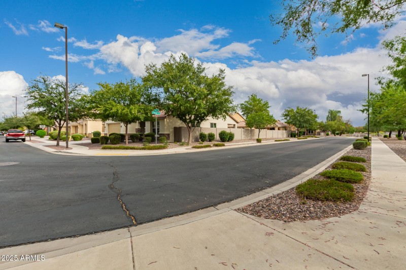 Corner Lot.Tree Lined Streets