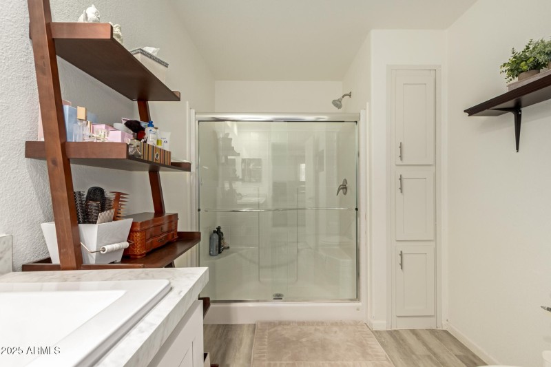 2000 S Apache Rd 252