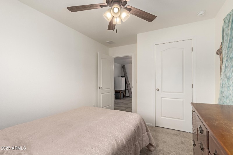 2000 S Apache Rd 252