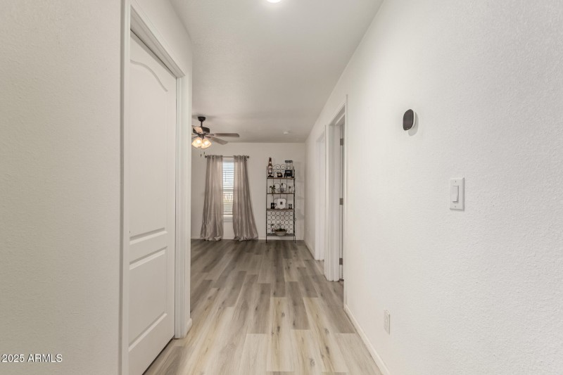 2000 S Apache Rd 252