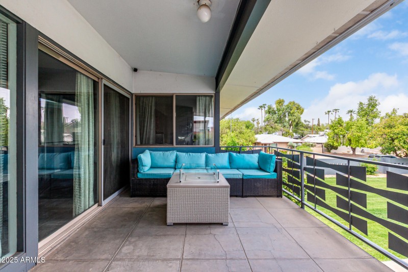 5150 N 20th St. #215