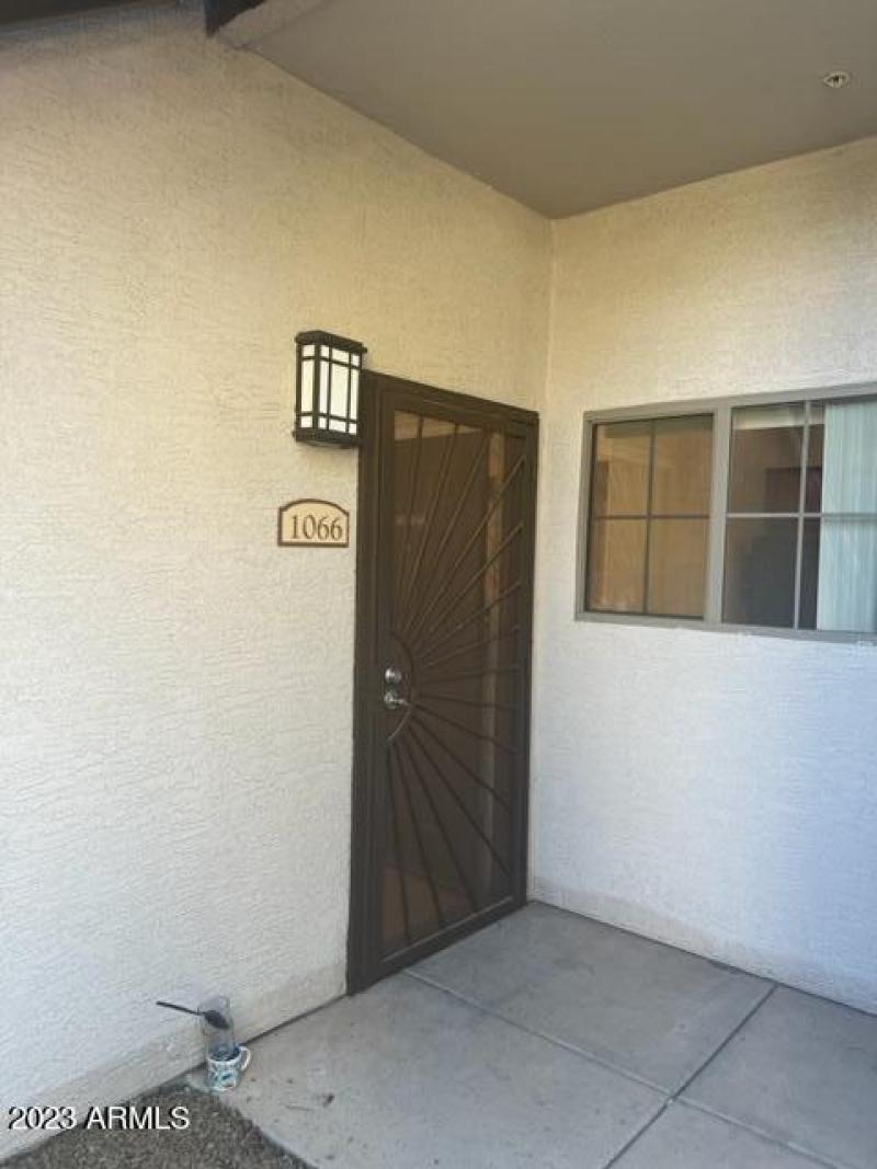 Front door Solana