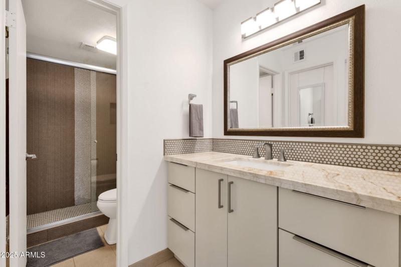 28-web-or-mls-5217-n-24th-st-108