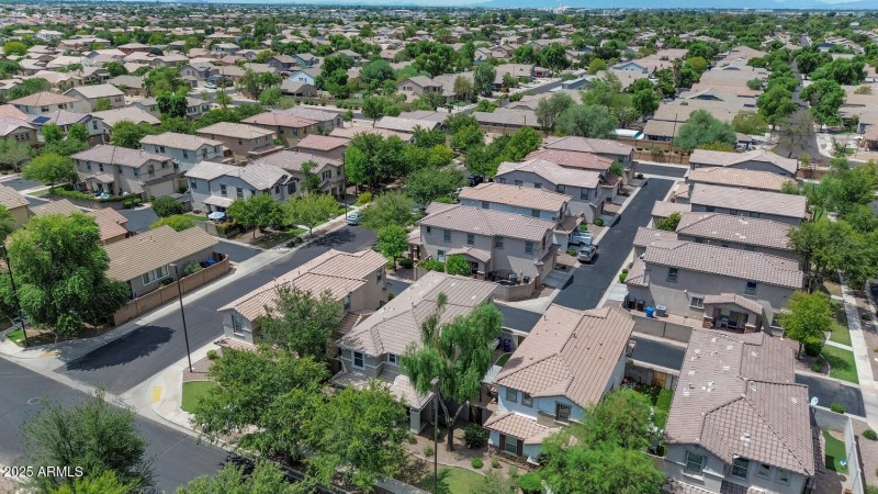 2898 S Hansen Dr-large-004-002-2898 S Ha