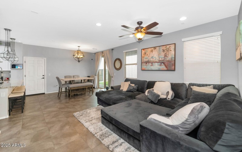 2898 S Hansen Dr-large-009-014-2898 S Ha