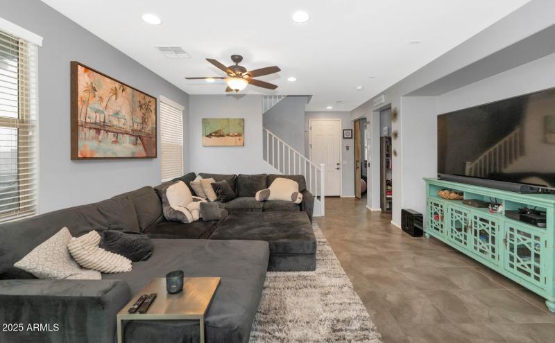 2898 S Hansen Dr-large-011-007-2898 S Ha