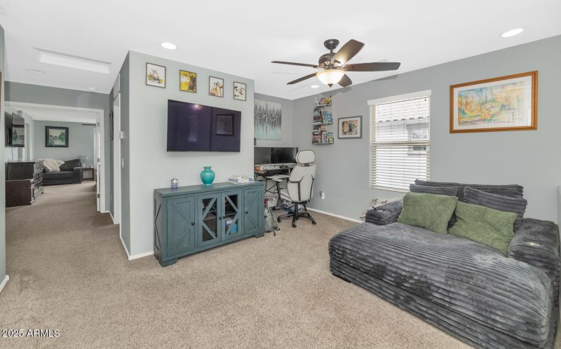 2898 S Hansen Dr-large-019-026-2898 S Ha