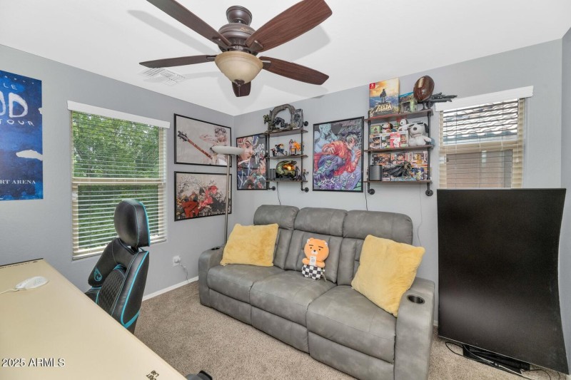 2898 S Hansen Dr-large-026-032-2898 S Ha