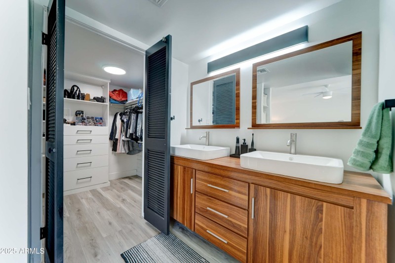 Dream primary closet