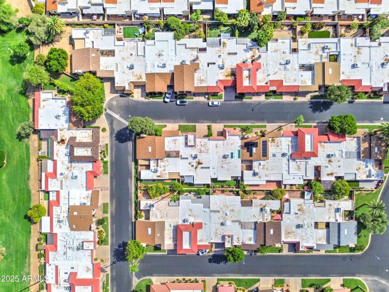 Love this greenbelt llving!