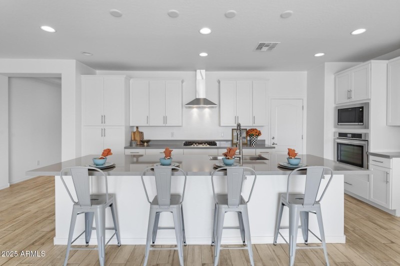 Oversized kitchen island