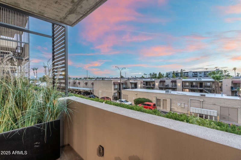 38-web-or-mls-DSC05905-HDR-Edit