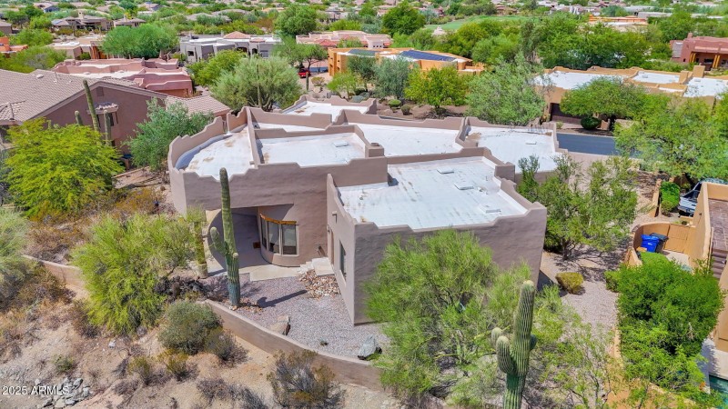 ample space to extend outdoor living