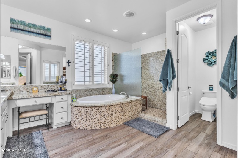 Upgraded Primary Bath