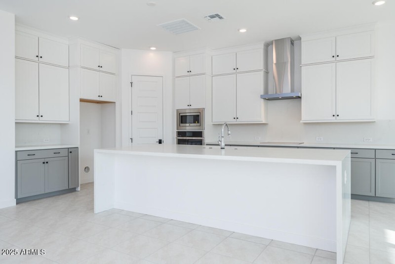 Tri Pointe Blossom Rock 554 - Kitchen-2M