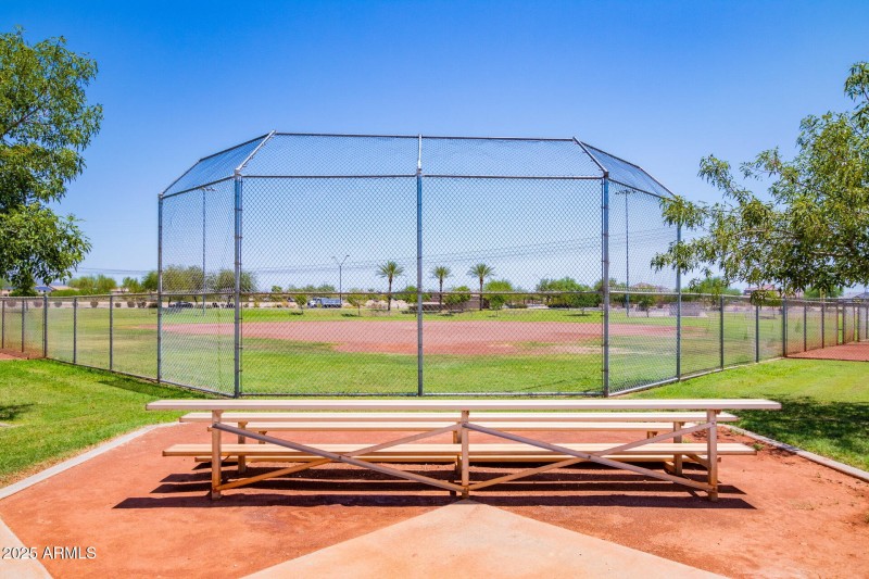 Tartesso sports courts and parks