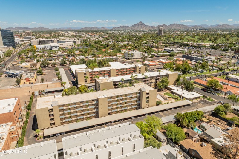 349 E Thomas Rd E301 (aerial)-1