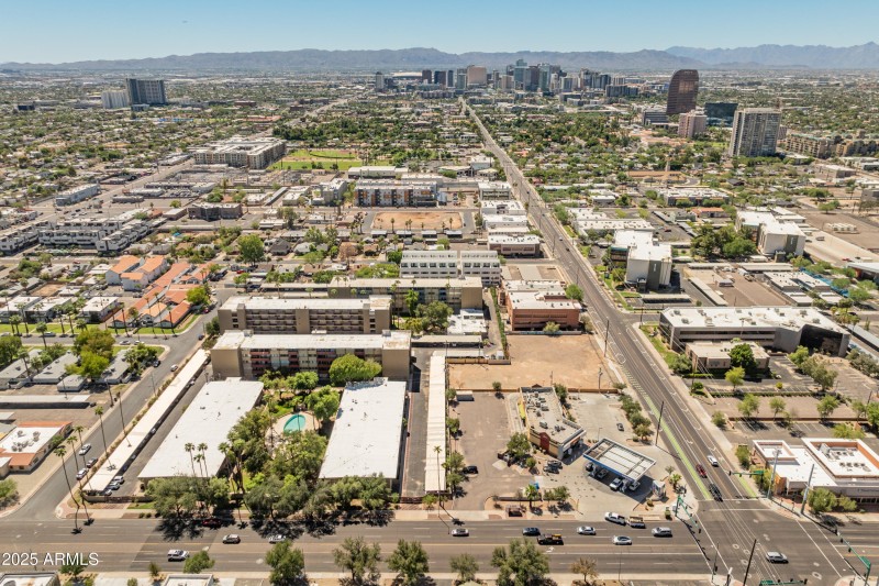 349 E Thomas Rd E301 (aerial)-4