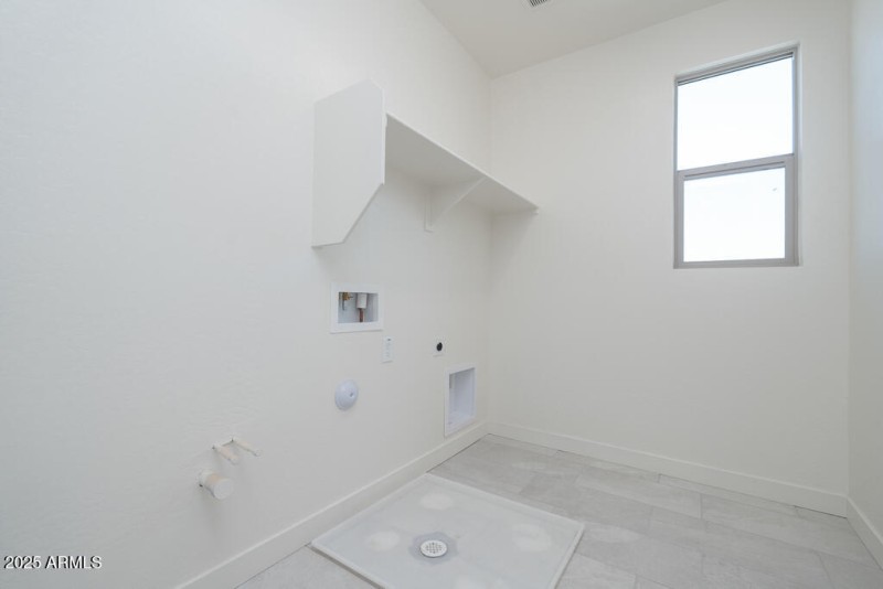 Tri Pointe Soleo 649 - Laundry-1MLS