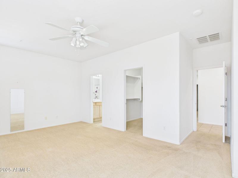 19-web-or-mls-CAM03379G0-PR0143-STILL016