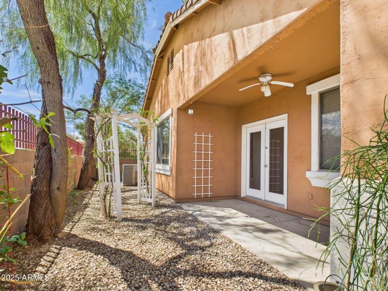 24-web-or-mls-CAM03379G0-PR0143-STILL020