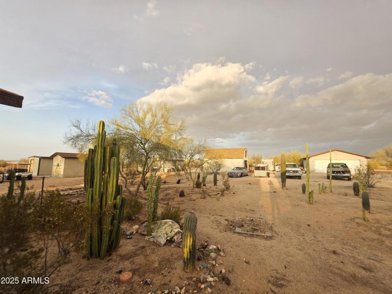 2 Detached Garages and 2 Storages