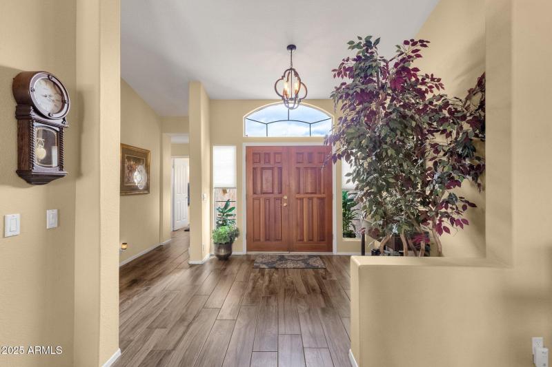 6-web-or-mls-16791-n-86th-dr