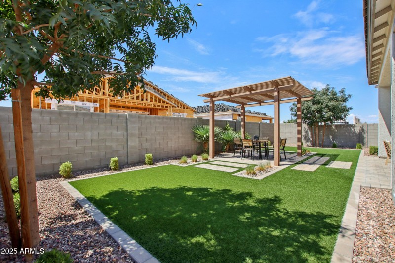 32-web-or-mls-S Chatham-S2808-032