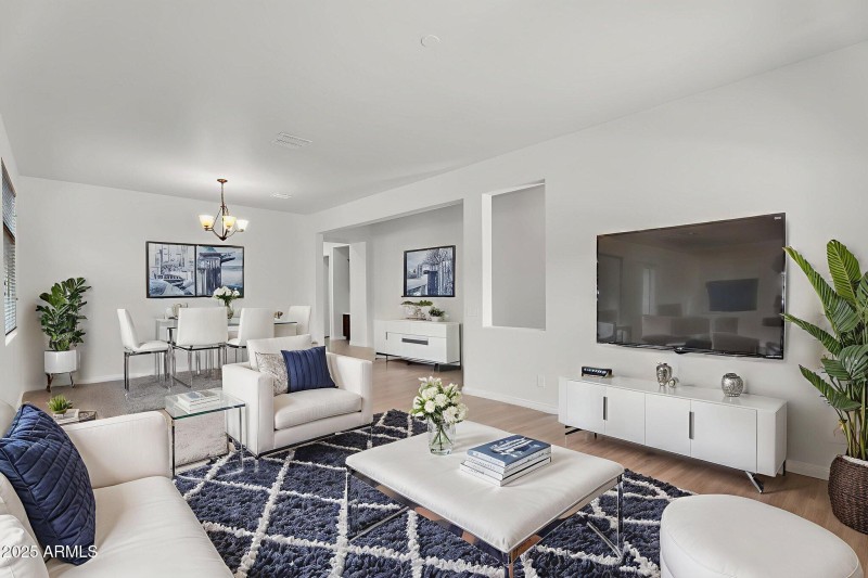 4-web-or-mls-DSC00092 virtually staged