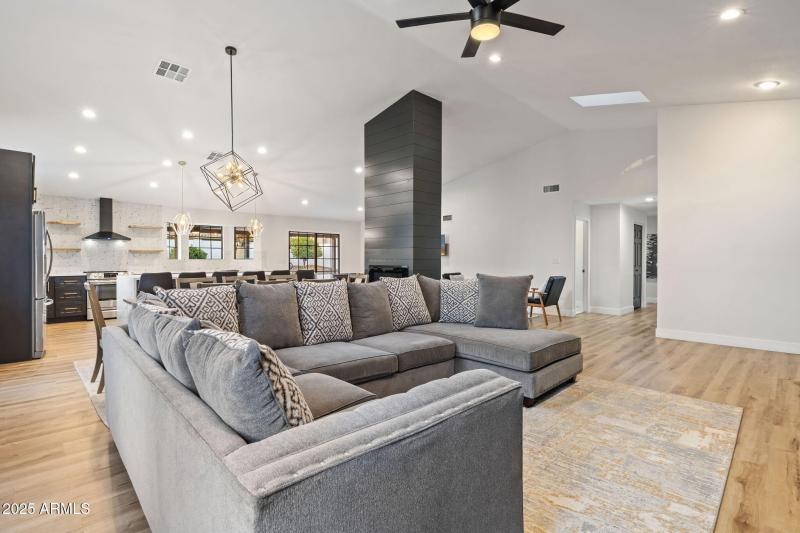 28-web-or-mls-DSC_4028