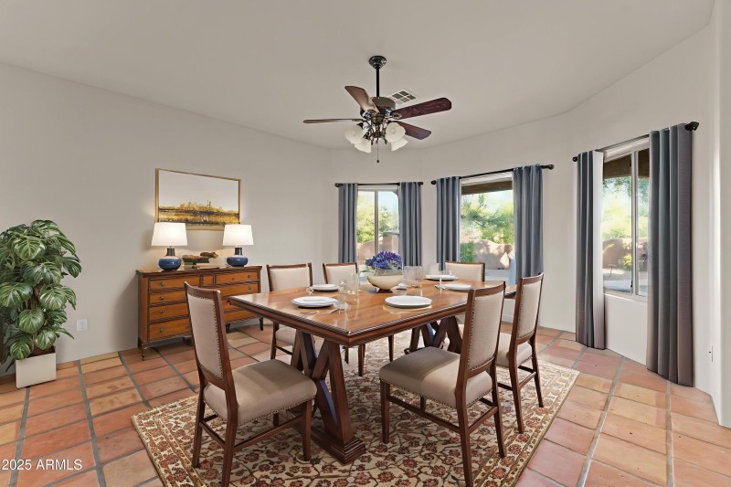 Virtual Staged Image-Dining Room