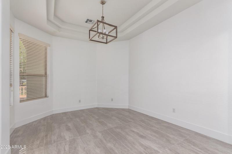 683c77_14 - Buckboard