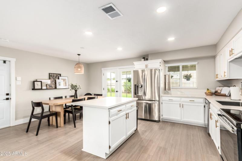 33 Kitchen
